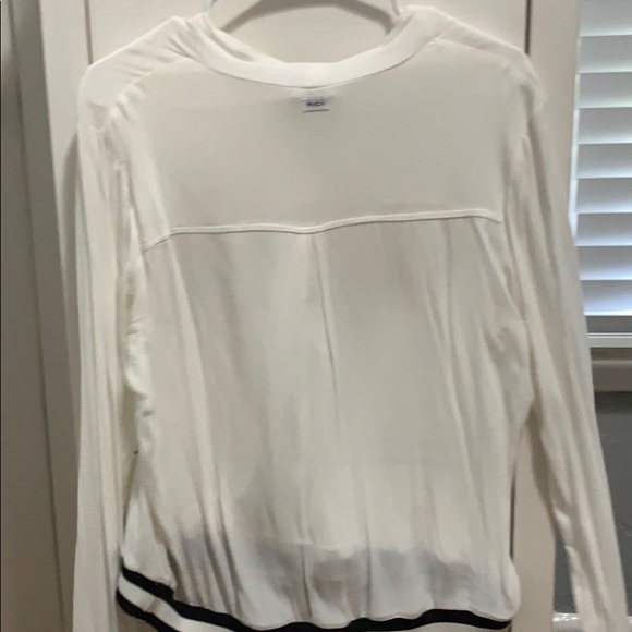 RVCA lightweight blouse - Picture 6 of 7